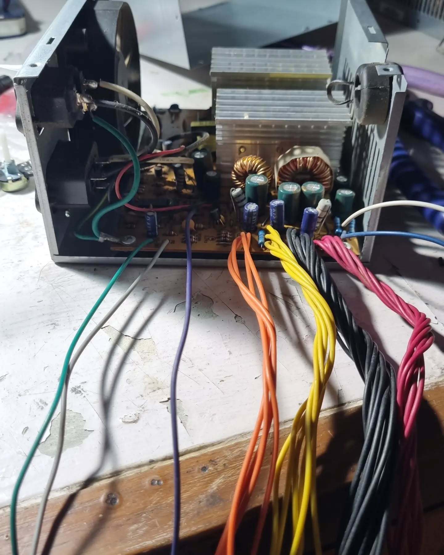 ATX wiring sorted by rail color